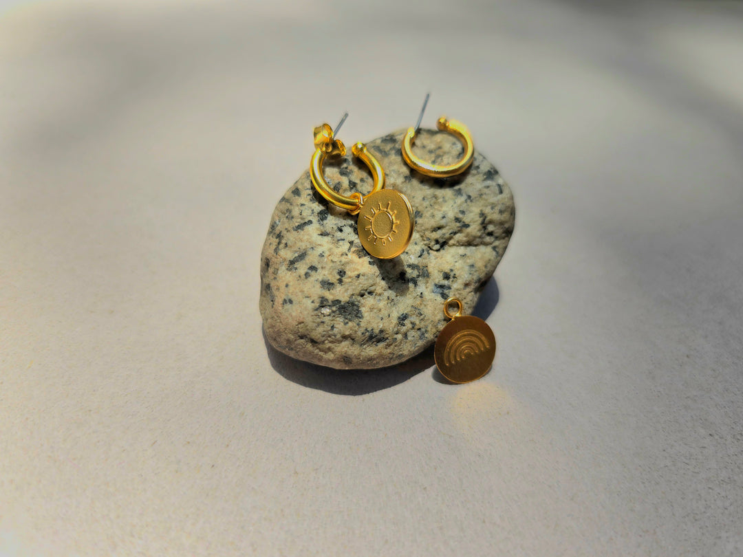 Kd Aretes Kunaferri - Dios del sueño A con detalles de fabricación.