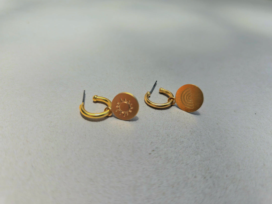 Kd Aretes Kunaferri - Dios del sueño A con detalles de fabricación.
