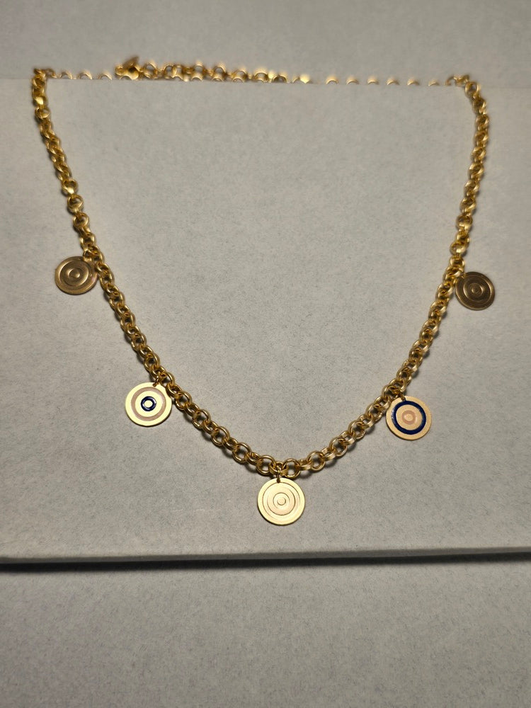 Dk Collar Jekuapi / Universo con detalles de fabricación.