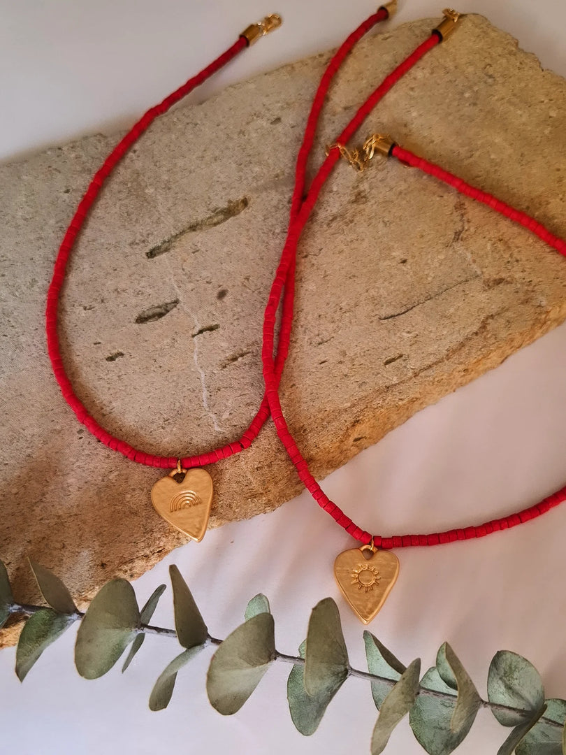 Collar Núkukaule Corazón Rojo